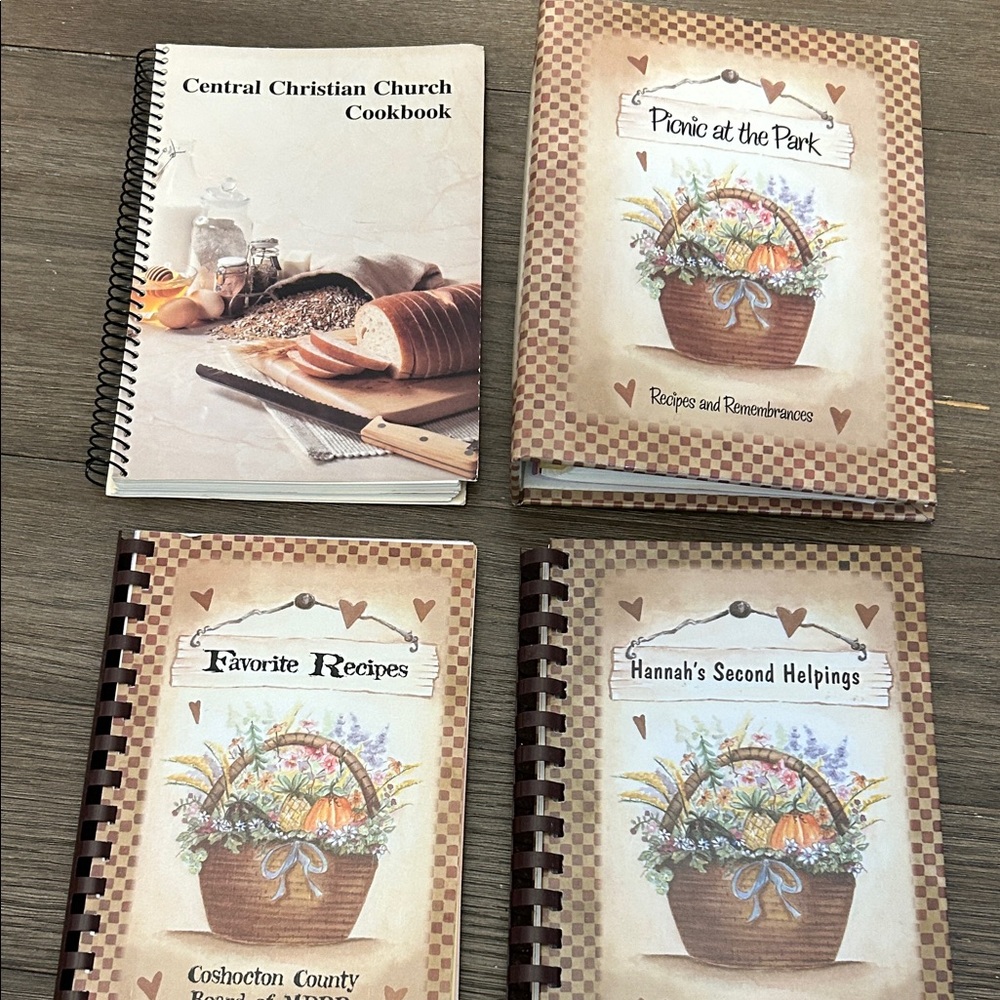 Cookbook Collection home cooking pretty covers yummy recipes VG condition